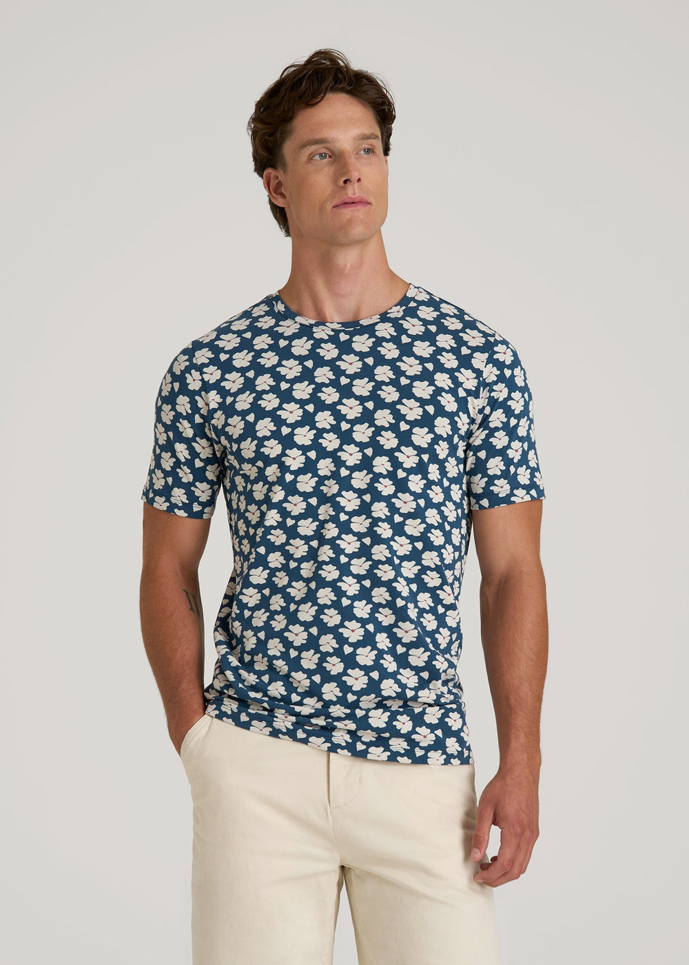 American Tall For Sale | Stretch Pima Cotton Printed Tee for Tall Men in Bright Blue Floral