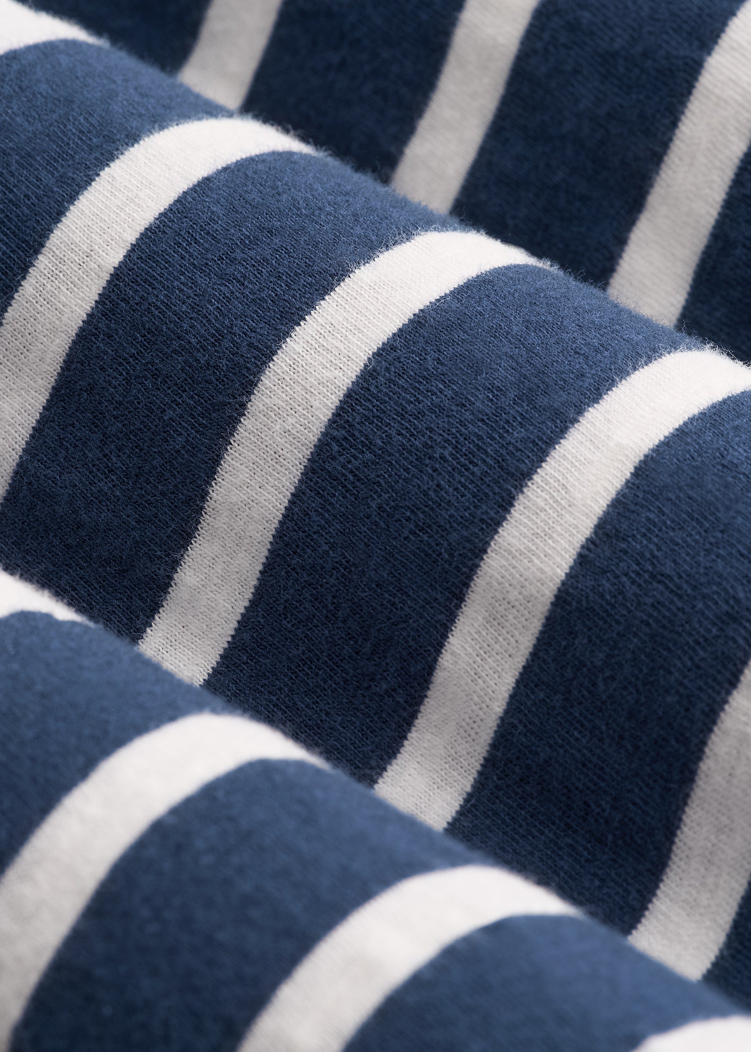 American Tall Outlet | REGULAR-FIT Striped Tee for Tall Men in Navy And White