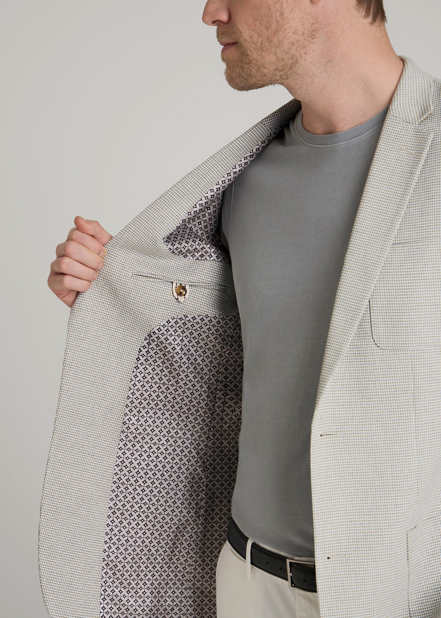 American Tall Outlet | Core Blazer for Tall Men in Beige and Grey Houndstooth