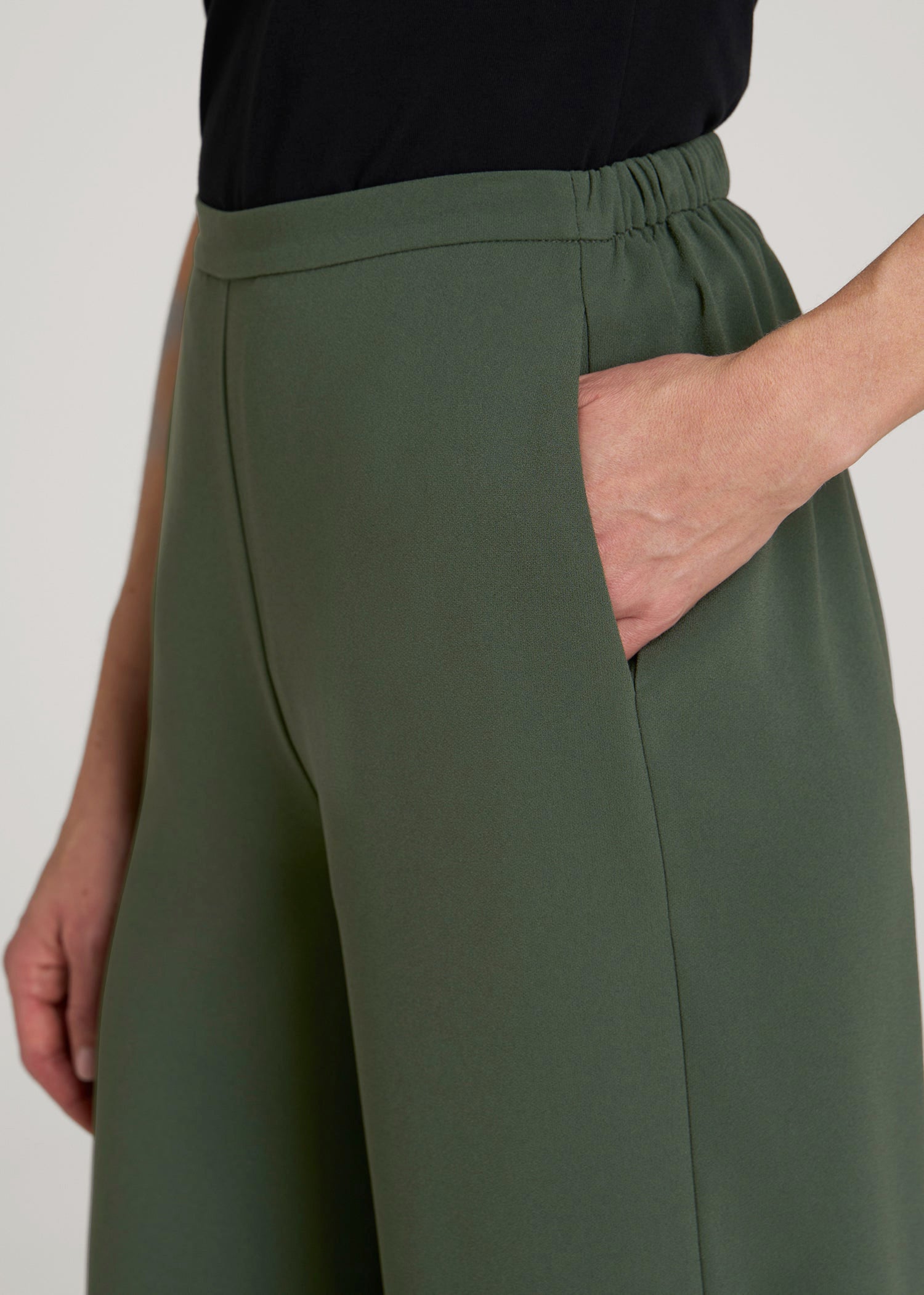 American Tall Sale | Pull-On Crepe Ultra Wide Pants for Tall Women in Climbing Ivy