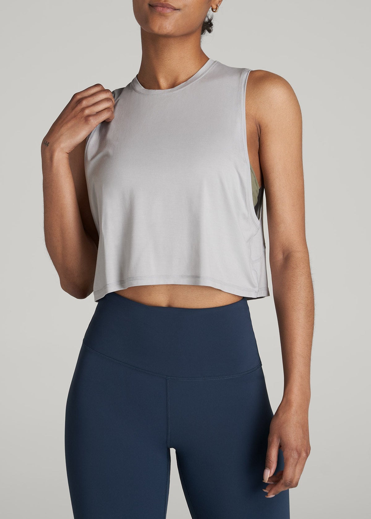 American Tall Outlet | Athletic Cropped Muscle Tank Top for Tall Women in Silver