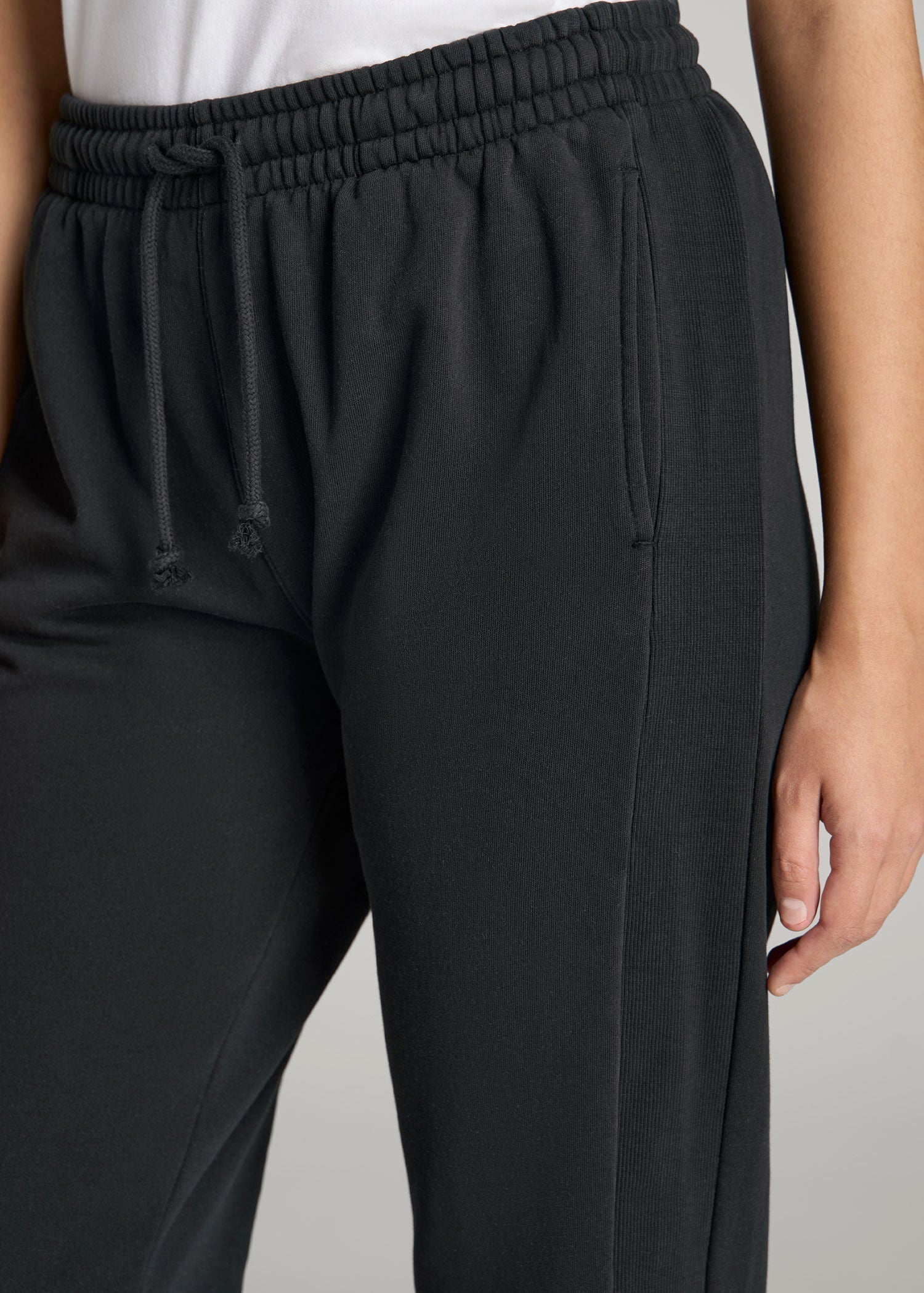 American Tall Sale | Wearever Fleece Regular Fit Sweatpants for Tall Women in Vintage Black