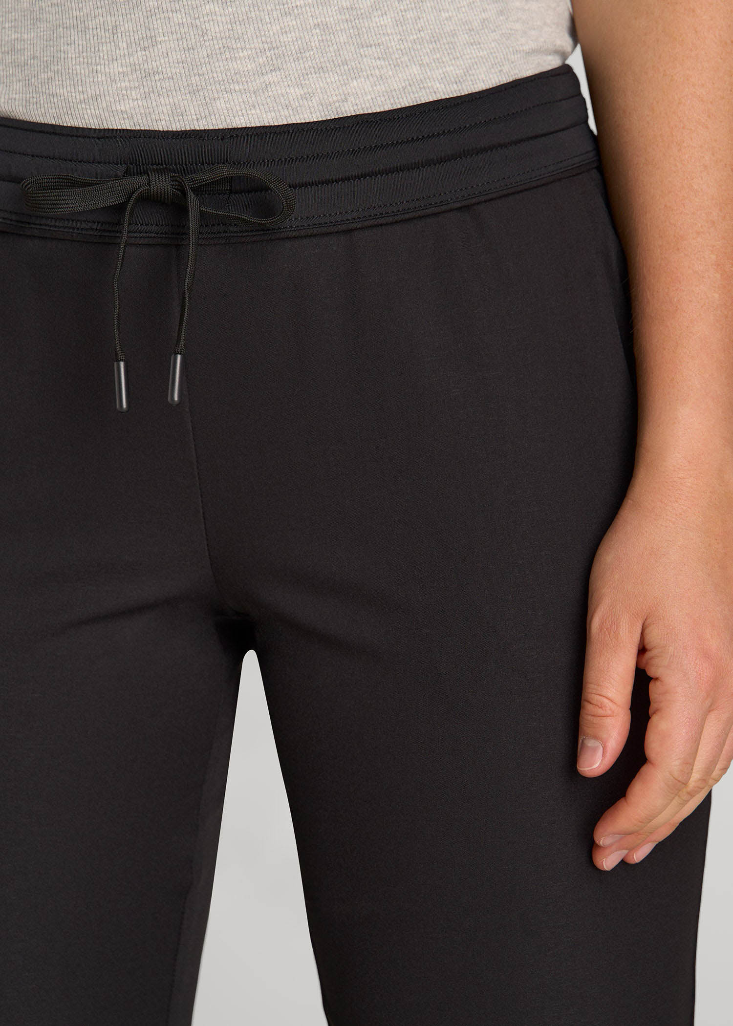 American Tall For Sale | Pull-on Traveler Pants 2.0 for Tall Women in Black