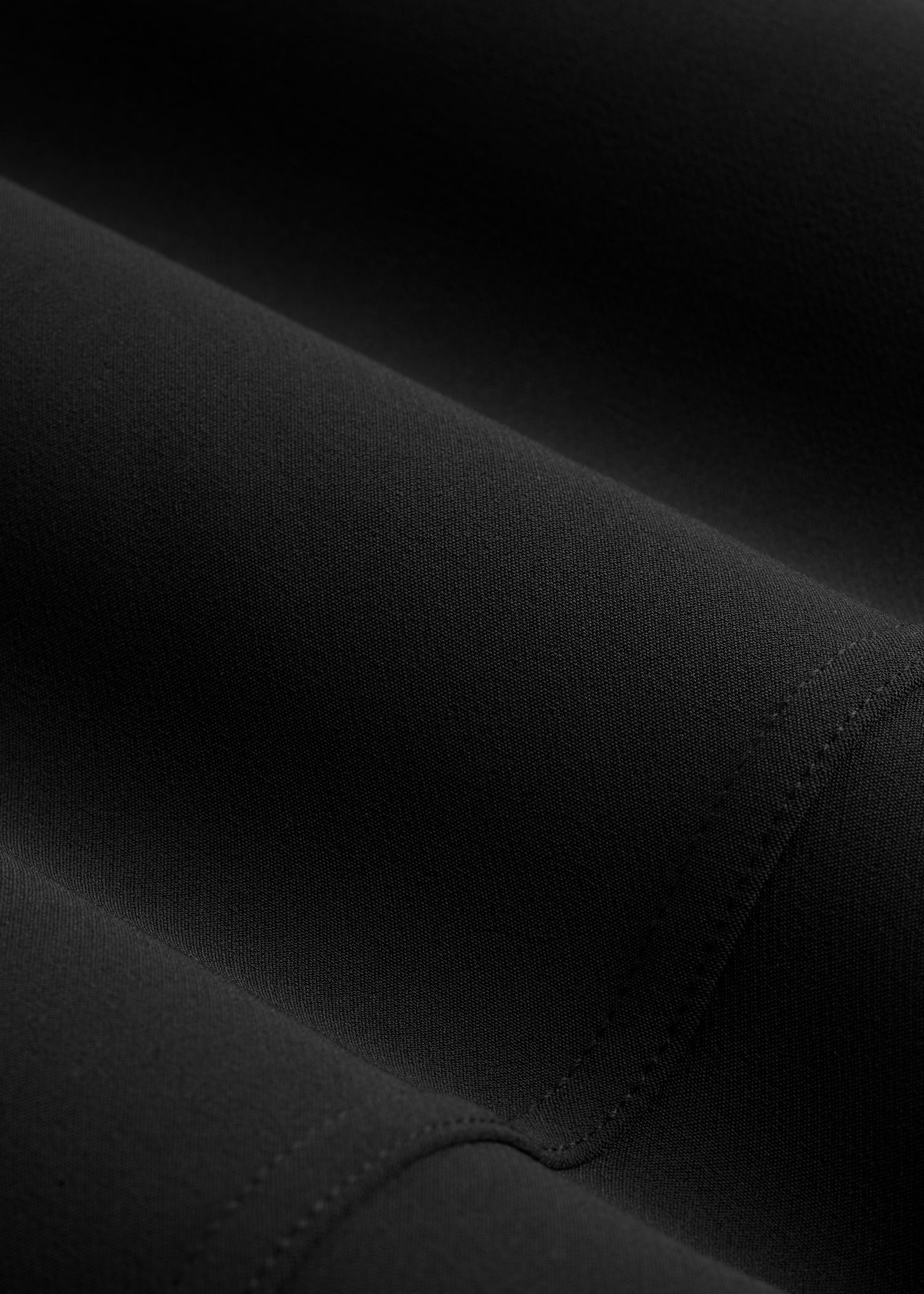 American Tall Online | Traveler Tapered Fit Pant for Tall Women in Black
