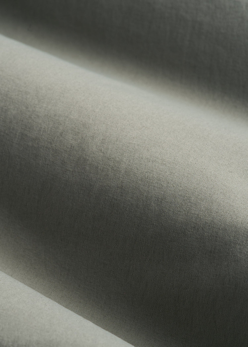 American Tall Discount | TAPERED-FIT Traveler Pants for Tall Men in Charcoal