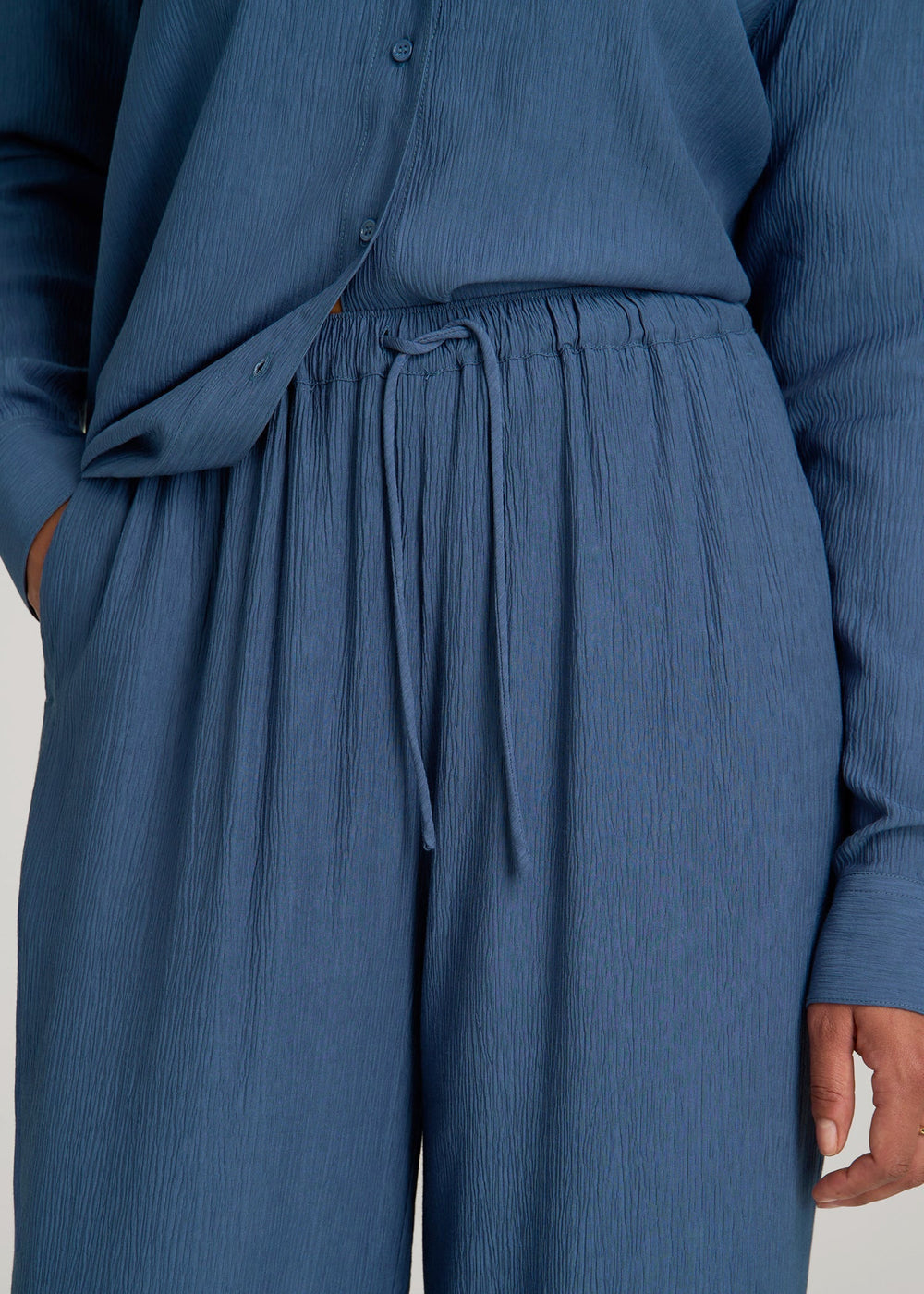 American Tall Outlet | Crinkle Pull-on Wide-leg Pants for Tall Women in Flag Blue