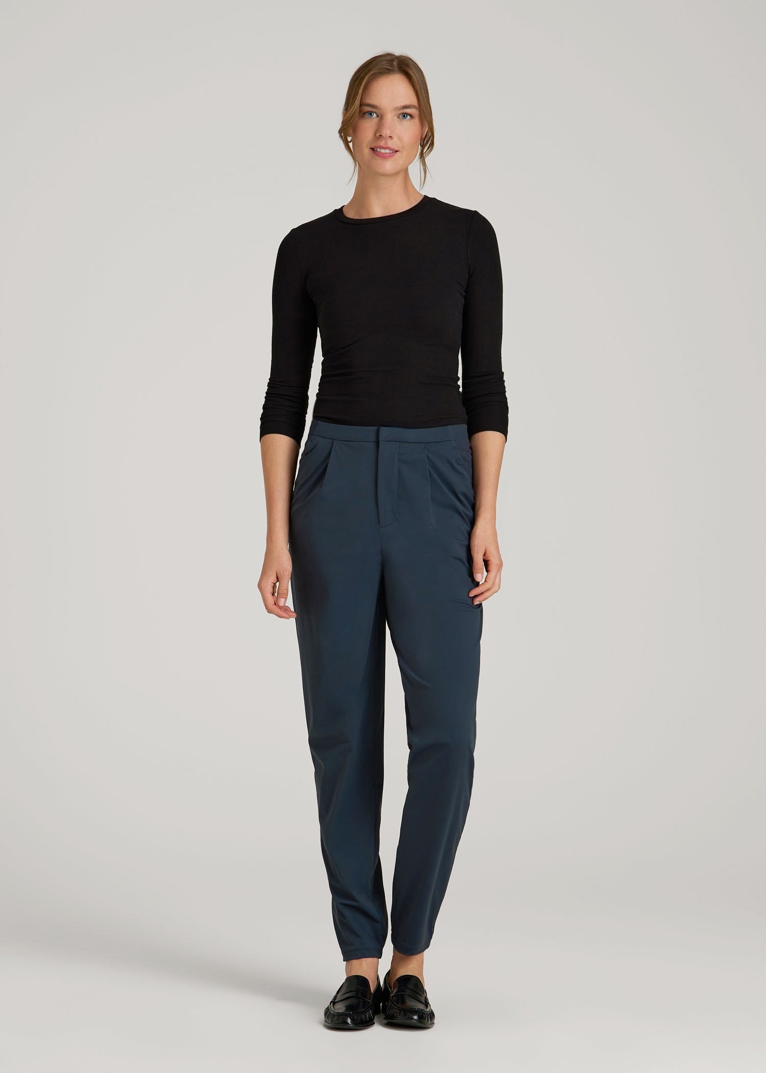 American Tall For Sale | Commuter Pleated Jogger Pant in for Tall Women Navy