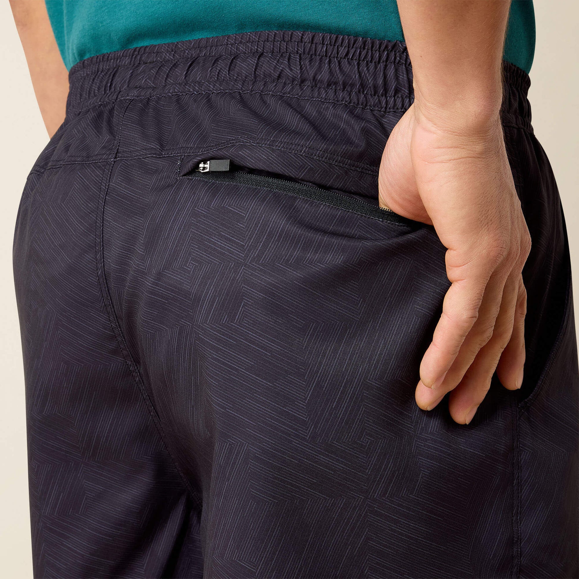 Ariat The Weekender 6" Shorts