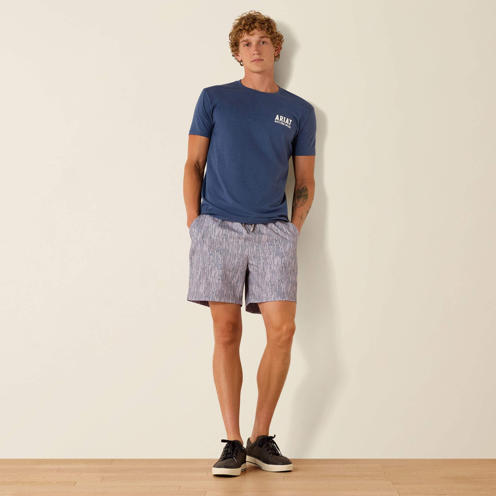 Ariat Ariat Outline Shop T-Shirt