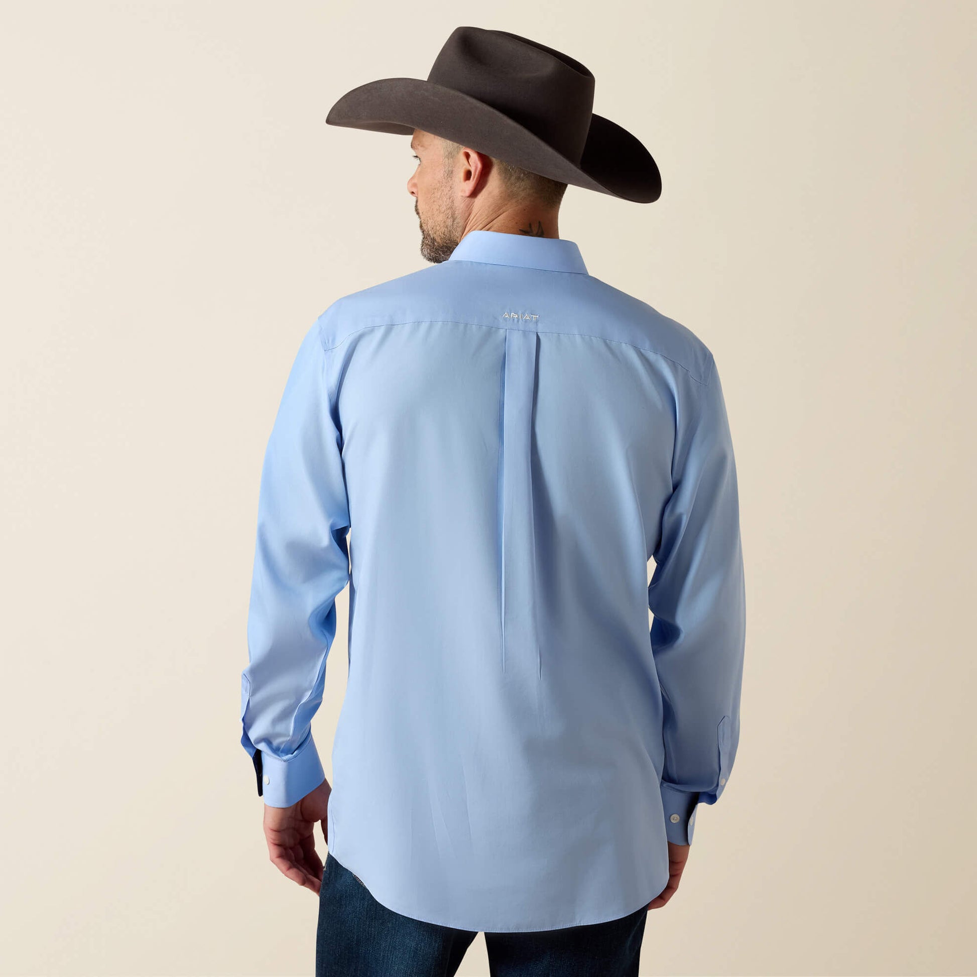 Ariat Wrinkle Free Solid Classic Fit Shirt