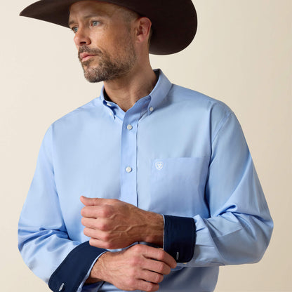 Ariat Wrinkle Free Solid Classic Fit Shirt
