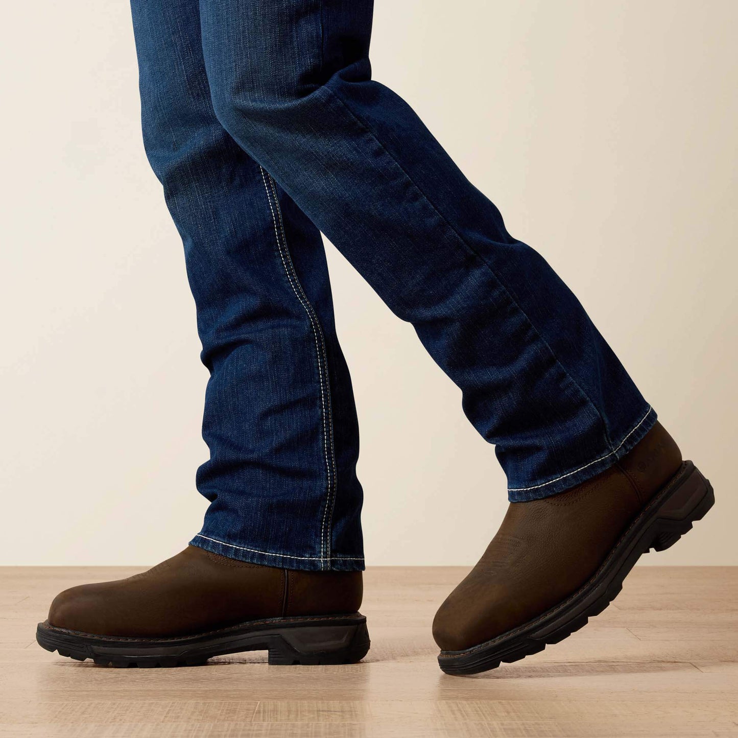 Ariat FR M4 Relaxed DuraStretch Lineup Straight Leg Jean