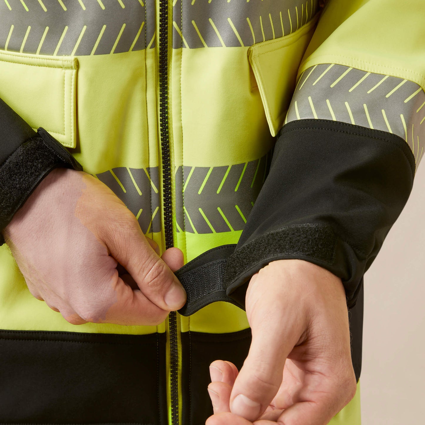 Ariat Rebar Hi-Vis Softshell Jacket