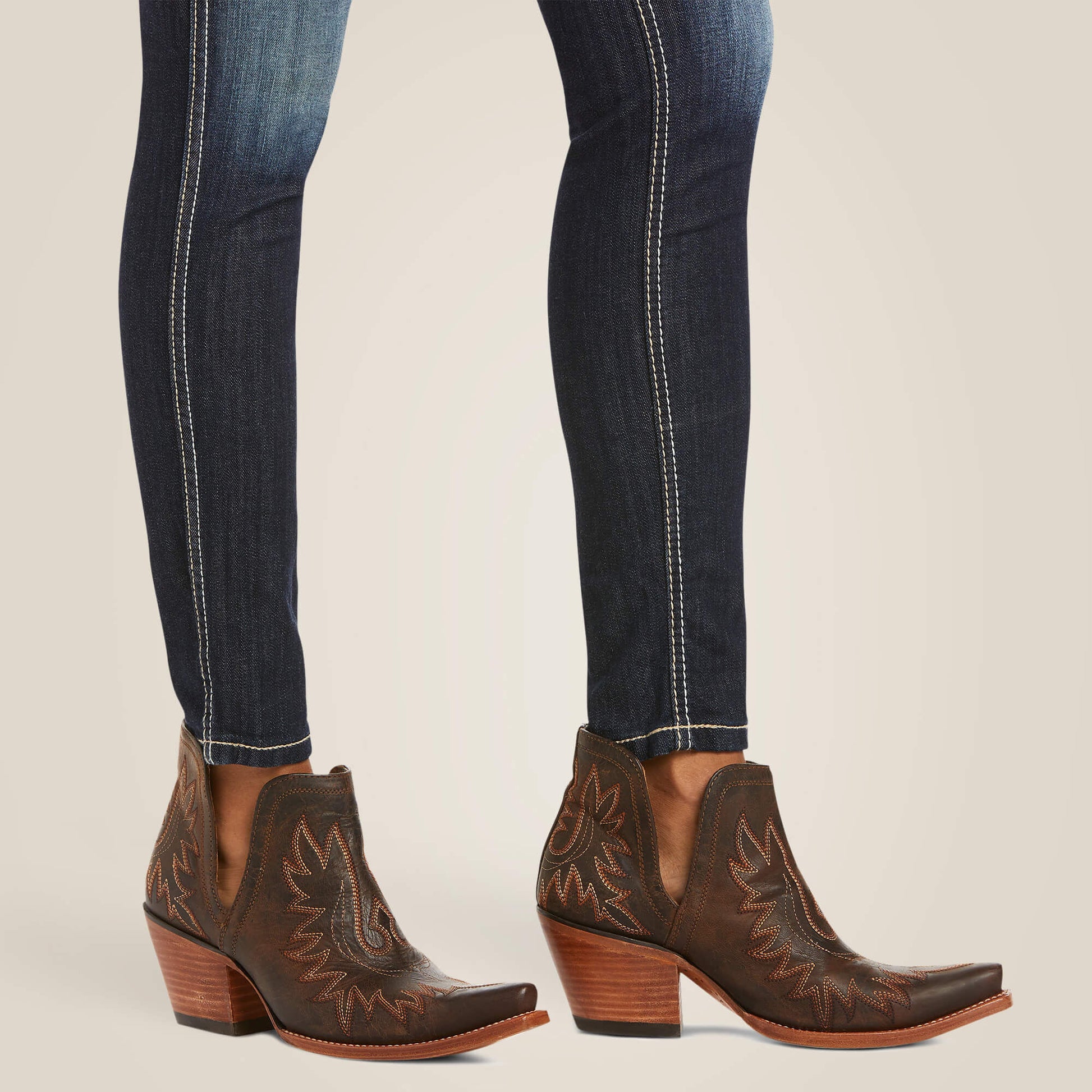 Ariat Mid Rise Outseam Ella Skinny Jean