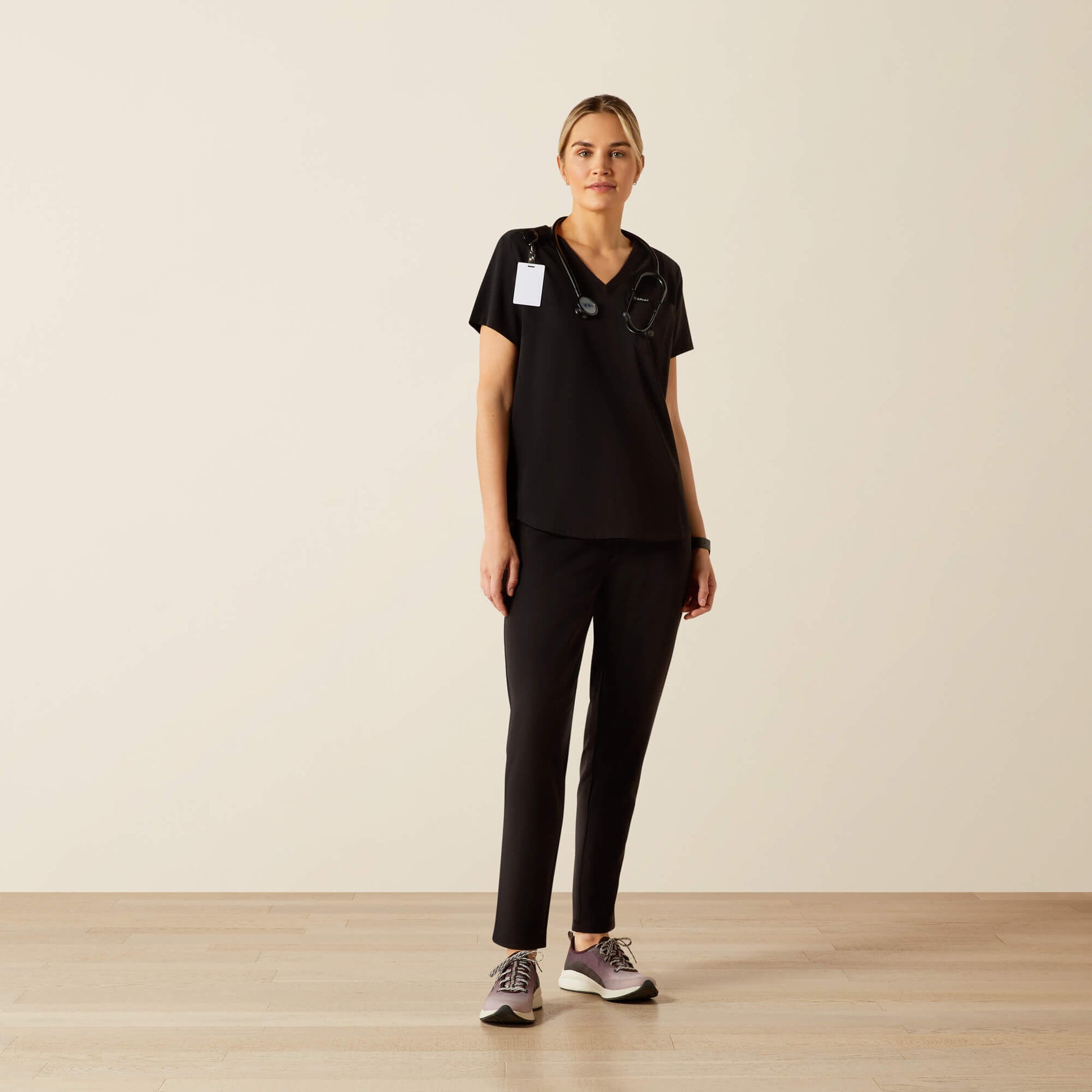 Ariat Beth Basic Scrub Top