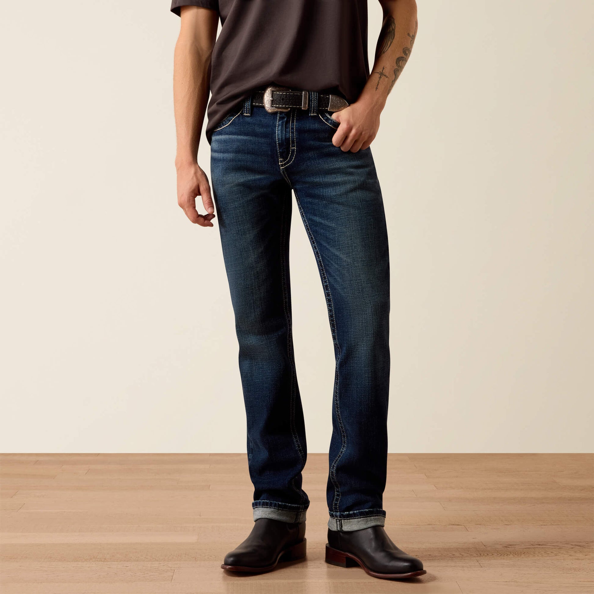 Ariat M8 Modern Carlington Slim Straight Leg Jeans