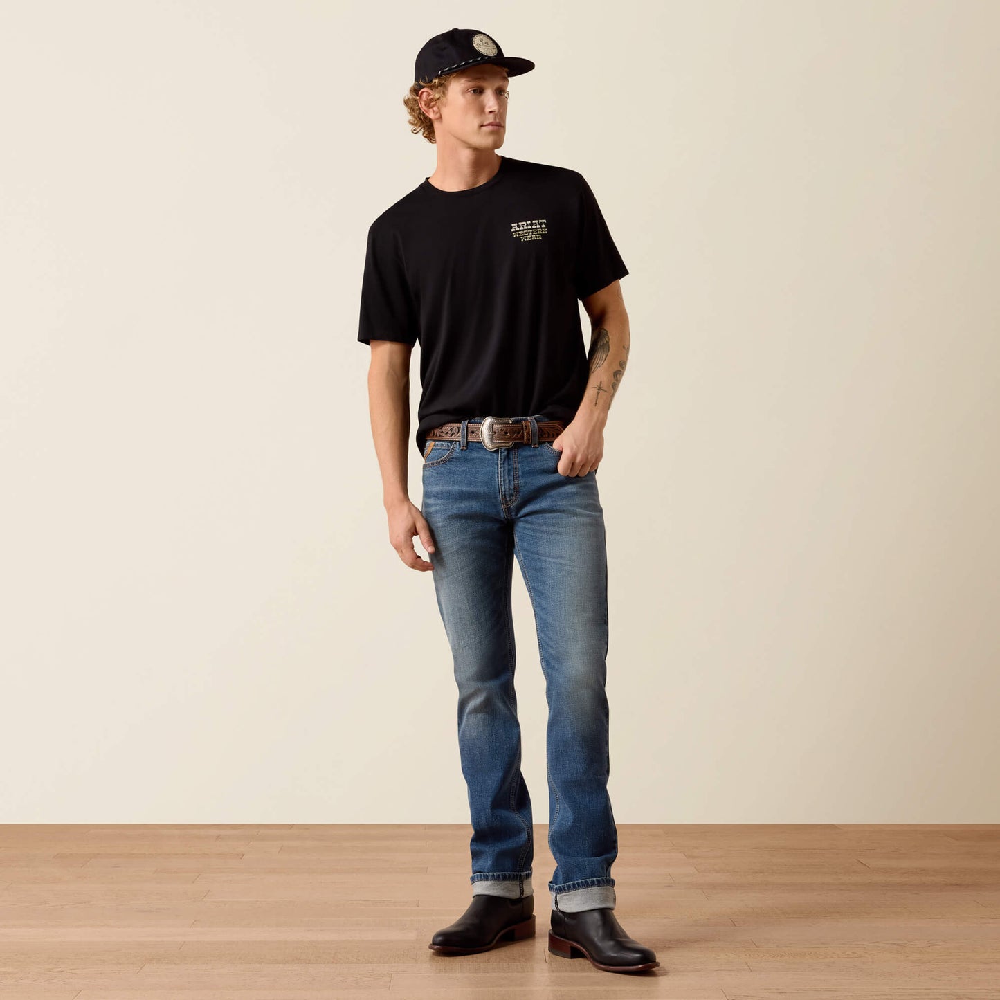 Ariat M8 Modern Crosby Straight Leg Jeans