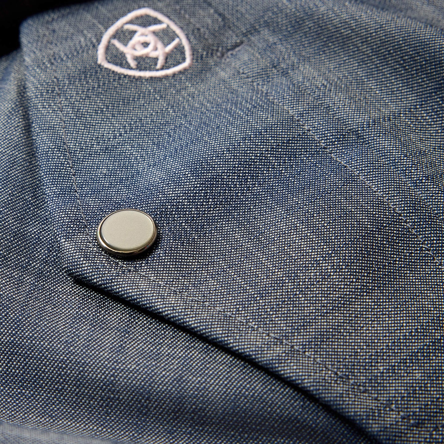Ariat Wrinkle Free Refined Slub Classic Fit Shirt