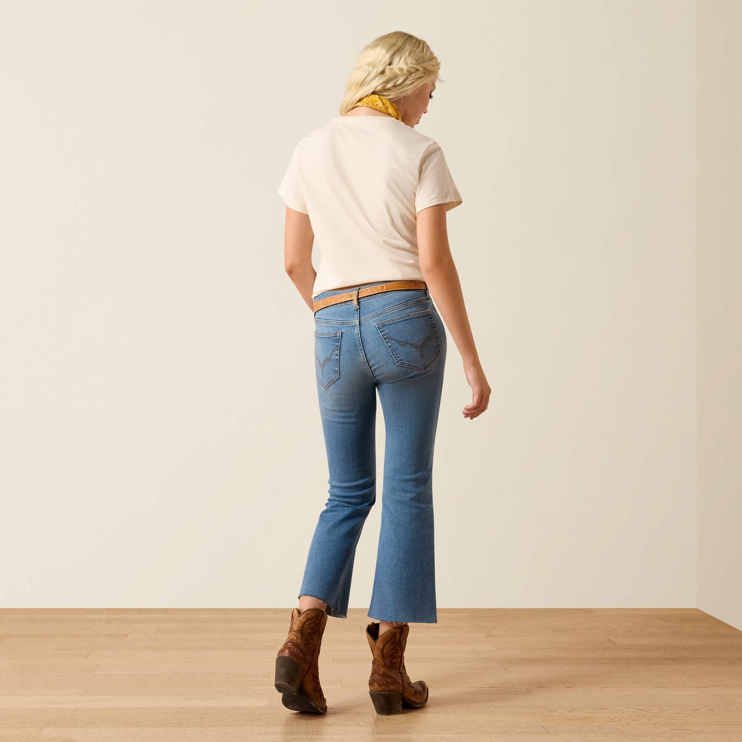 Ariat Perfect Rise Vilma Ultrastretch Kick Flare Jeans