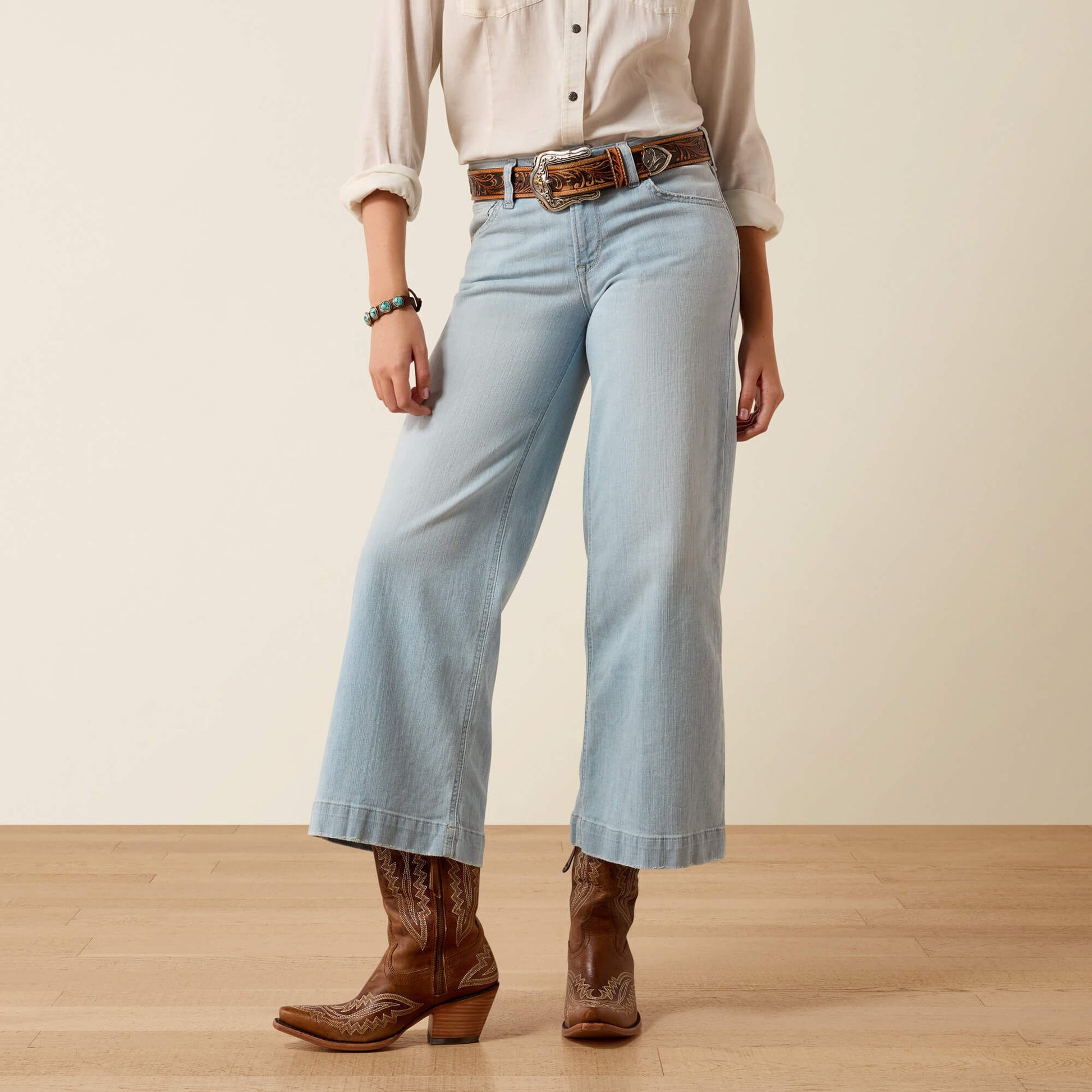 Ariat Perfect Rise Clare Wide Leg Crop Jeans