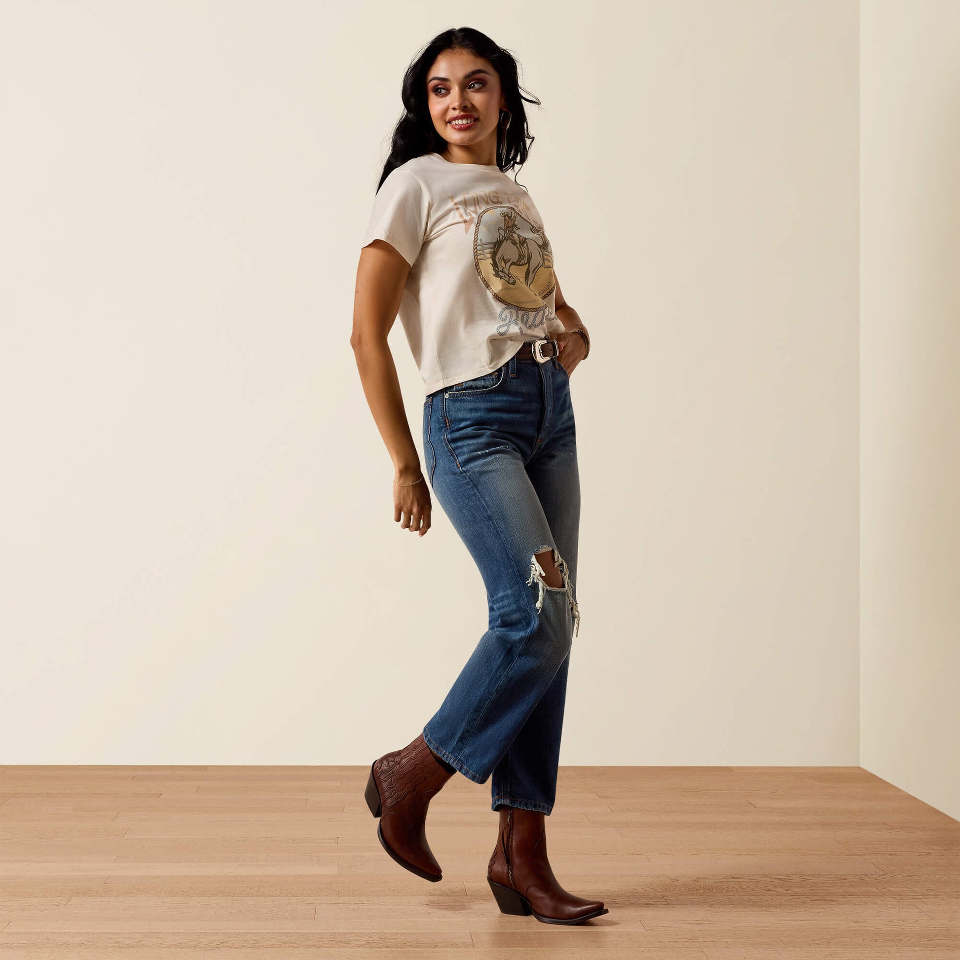 Ariat Ultra High Rise Relaxed Tomboy Straight Leg Jeans