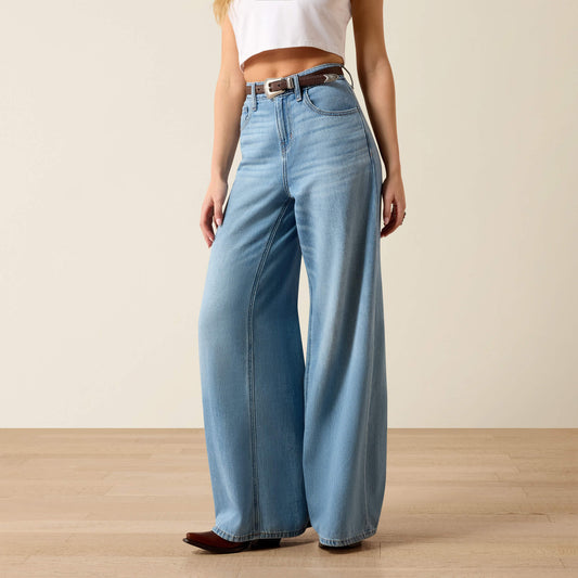 Ariat Ultra High Rise Calamity Comfort Wide Leg Jeans