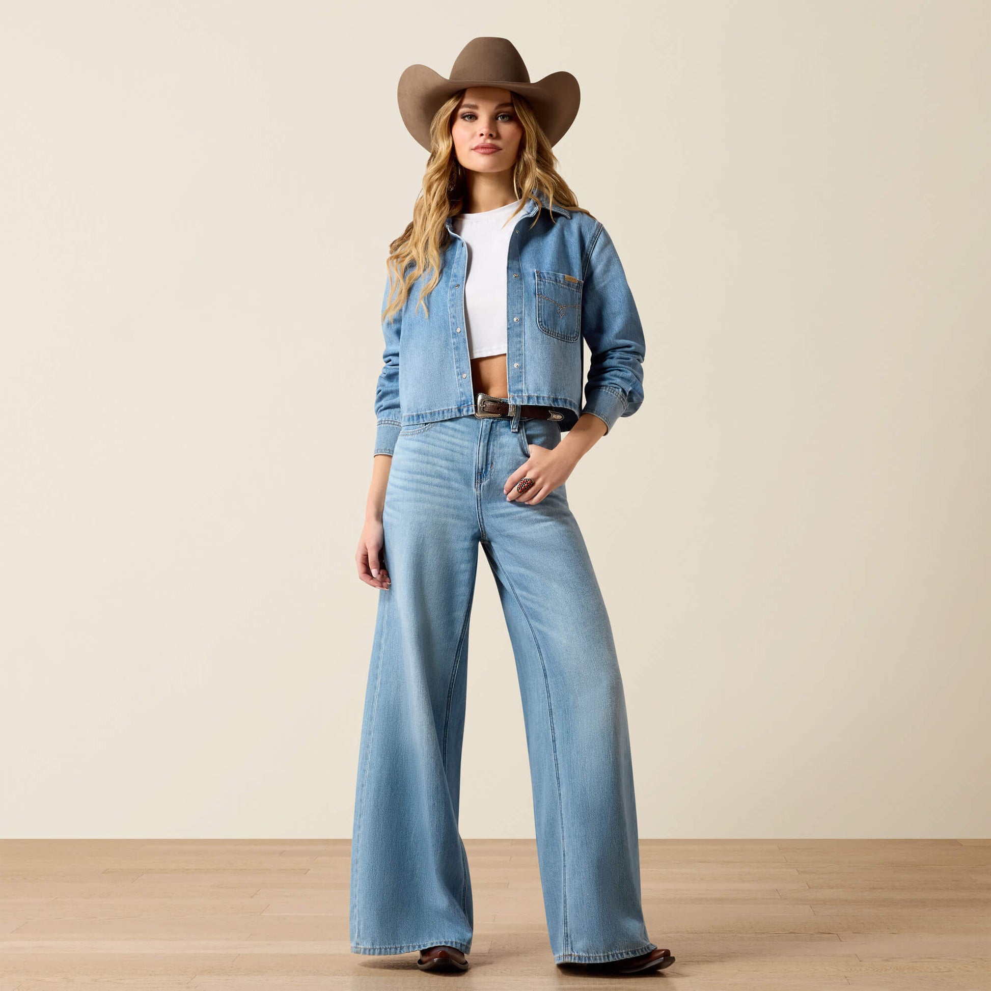Ariat Ultra High Rise Calamity Comfort Wide Leg Jeans