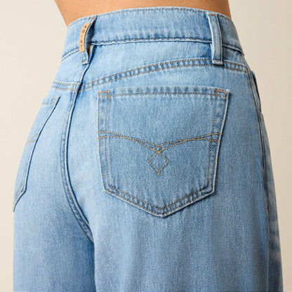 Ariat Ultra High Rise Calamity Comfort Wide Leg Jeans