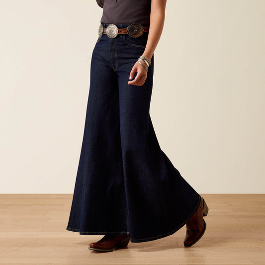 Ariat Ultra High Rise Jazmine Super Wide Jeans