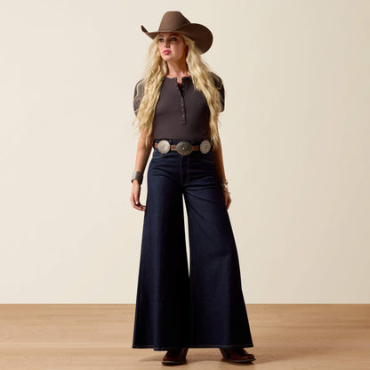 Ariat Ultra High Rise Jazmine Super Wide Jeans