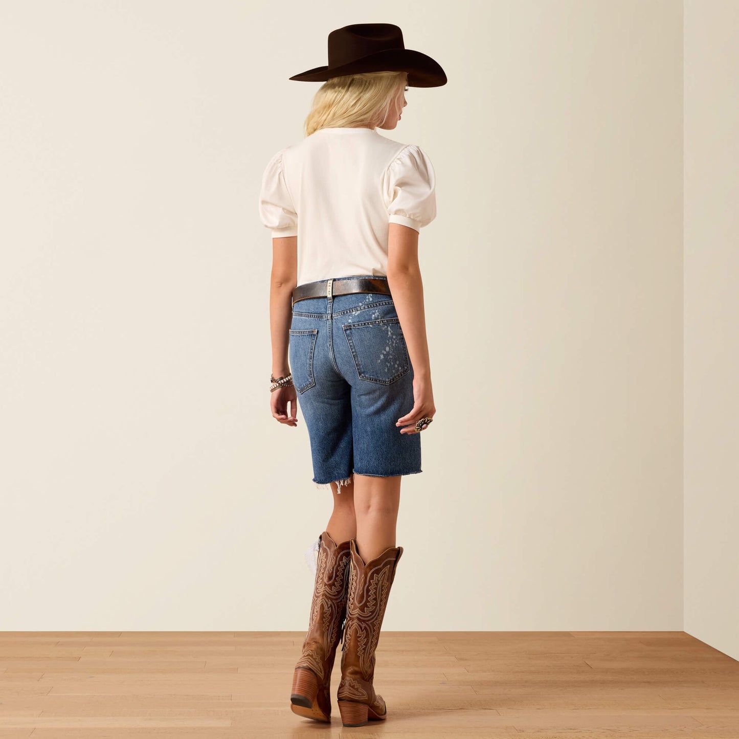 Ariat Ultra High Rise Relaxed Tomboy 10" Shorts