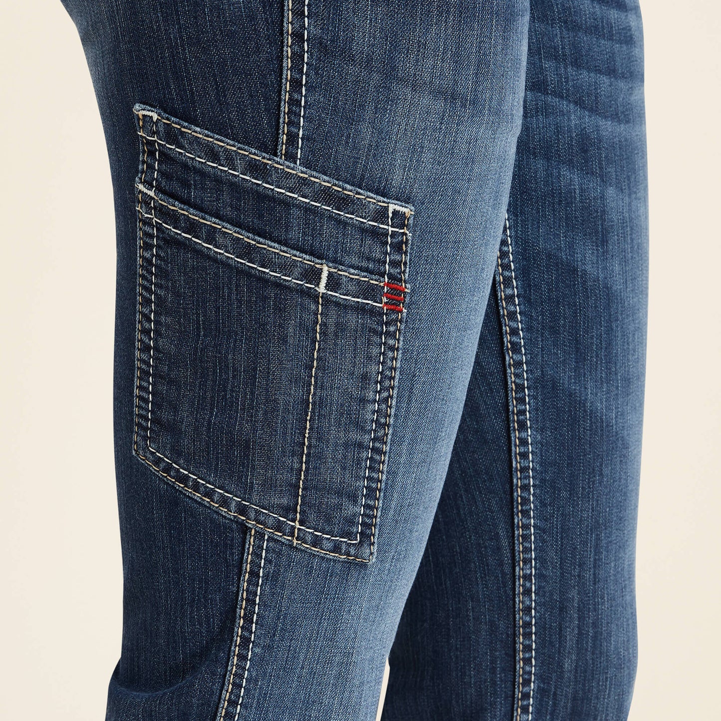 Ariat FR Perfect Rise Perfect Rise DuraLight Stretch Cell Phone DuraStretch Straight Leg Jeans