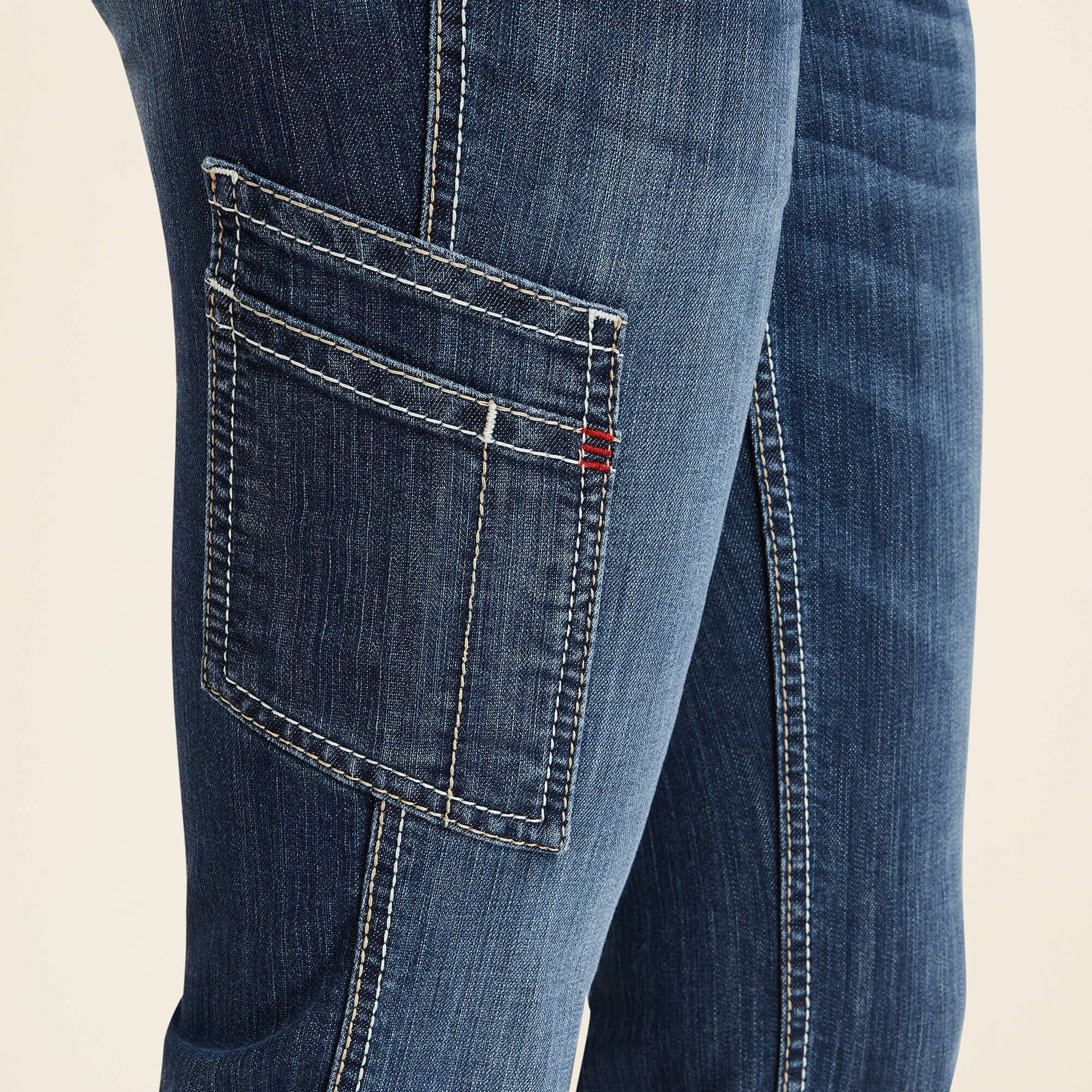 Ariat FR Perfect Rise Perfect Rise DuraLight Stretch Cell Phone DuraStretch Straight Leg Jeans