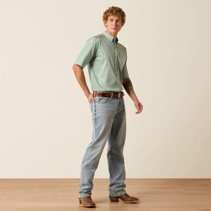 Ariat Lightweight Twill Classic Fit Shirt